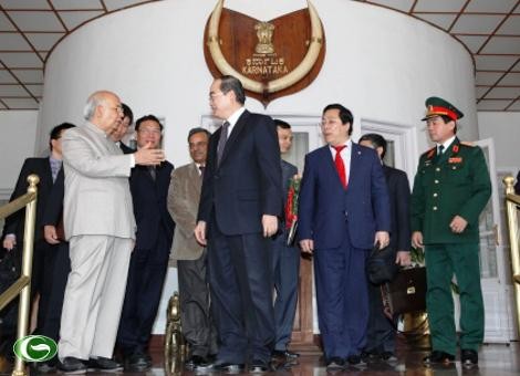 Vietnam wird ein IT-Bildungszentrum mit dem Namen Bangalore gründen - ảnh 1