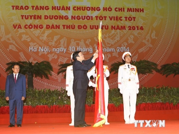 Feier zum 60. Befreiungstag der Hauptstadt Hanoi - ảnh 2