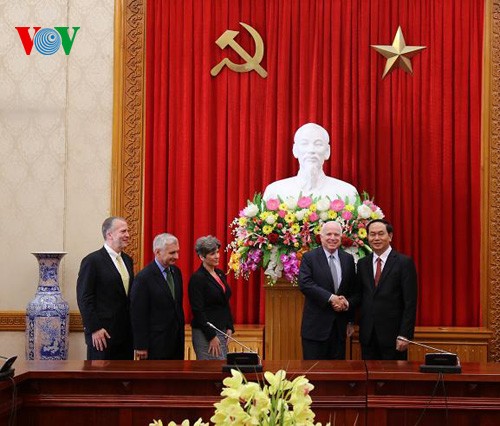 Bộ trưởng Trần Đại Quang tiếp Ðoàn Ủy ban Quân vụ Thượng viện Hoa Kỳ - ảnh 1