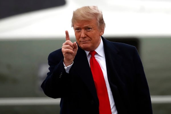Трамп рассказал о возможном расширении пошлин на товары из Китая - ảnh 1
