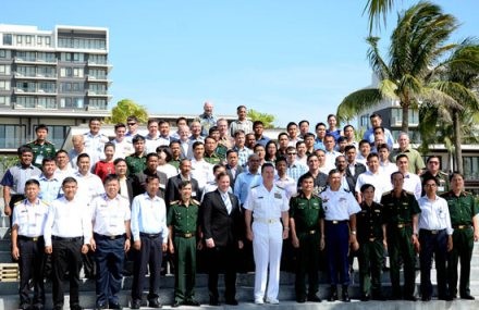 Vietnam zeigt seine Verantwortung für Sicherheitsfragen in der Region und der Welt - ảnh 1