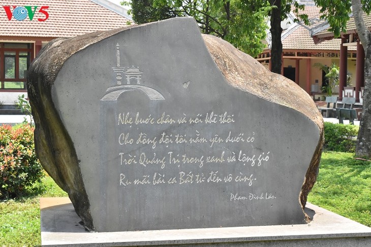 Besuche an den historischen Orten in Truong Son - ảnh 17