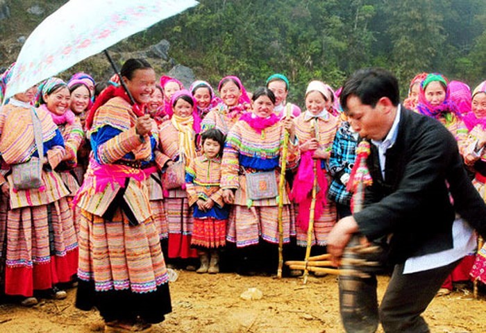 Original features of the Mong's New Year ceremony - ảnh 4
