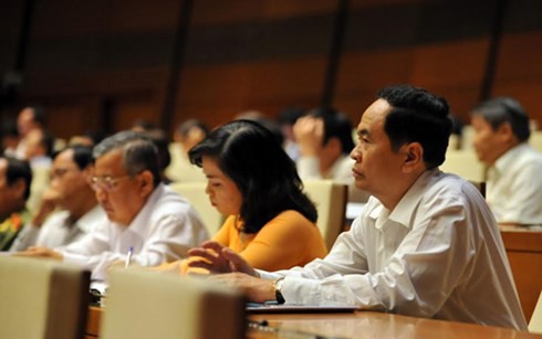 国会、経済社会発展計画を討議 - ảnh 1