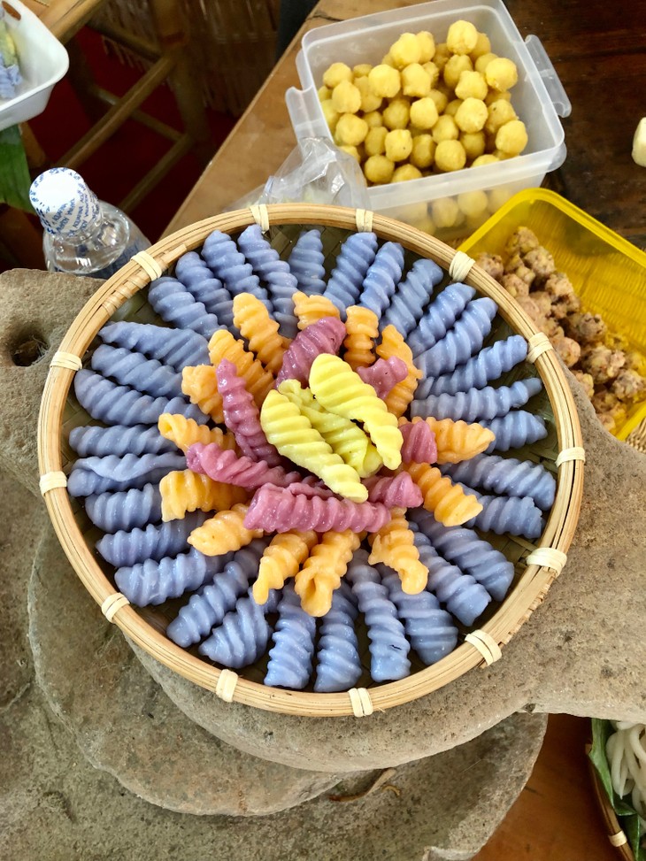 Rực rỡ sắc màu Lễ hội bánh dân gian Nam Bộ năm 2019 - ảnh 14