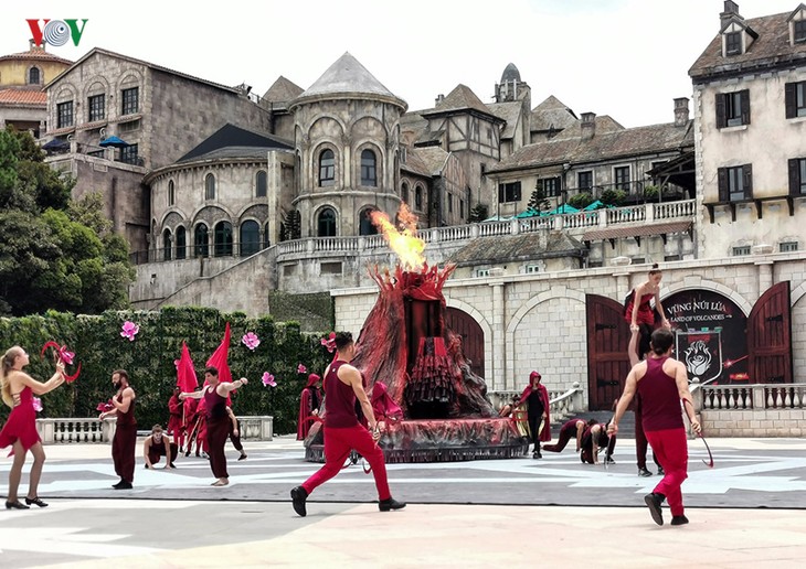 Vũ hội Ánh dương: Show diễn đẳng cấp quốc tế đầu tiên tại Đà Nẵng - ảnh 11