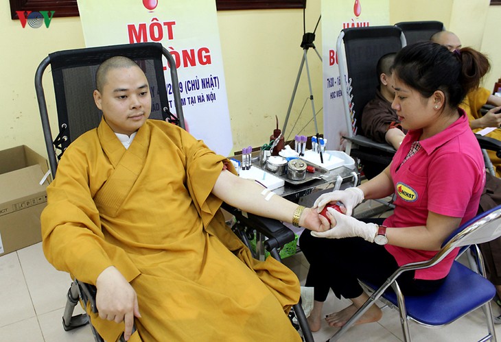 Tăng ni sinh học viện Phật giáo hào hứng hiến máu và đăng ký hiến tạng - ảnh 12