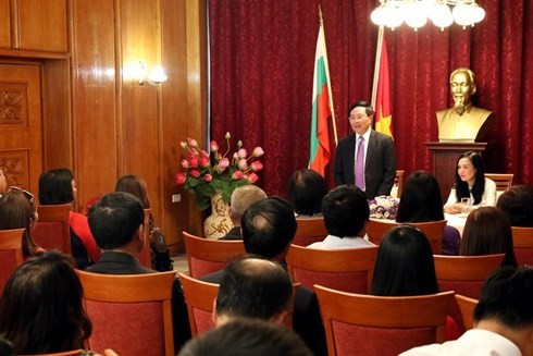 Pham Binh Minh en visite officielle en Bulgarie - ảnh 3