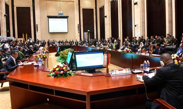 ASEAN・中国国防相非公式会議が始る - ảnh 1