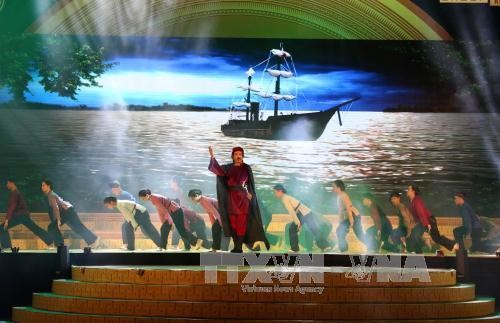 Gedenken zum 147. Jahrestag des Todes des Helden Nguyen Trung Truc - ảnh 1