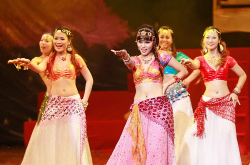 Bellydance-Welle in Hanoi - ảnh 1