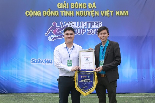 Sôi động Giải bóng đá ” Volunteer Cup 2018” - ảnh 10