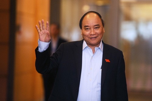 Primer ministro vietnamita parte de Hanoi a Japón - ảnh 1