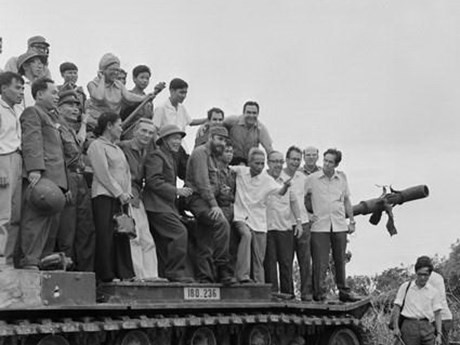 La memorable visita de Fidel - ảnh 12
