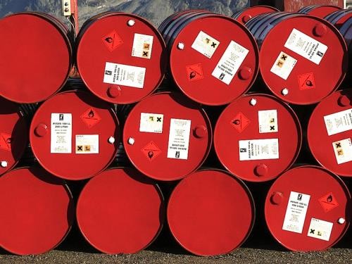 Иран готовится возобновить регулярные поставки нефти в ЕС - ảnh 1