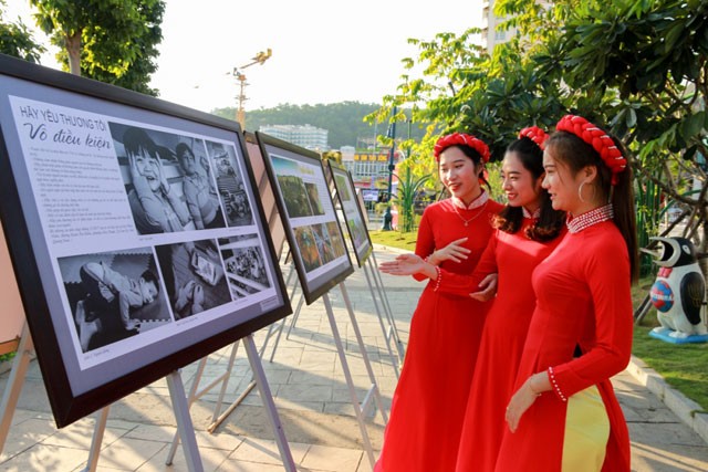 Triển lãm Ảnh nghệ thuật Việt Nam năm 2018 - ảnh 1