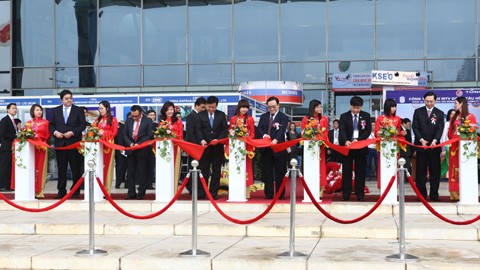 เปิดงานนิทรรศการนานาชาติครั้งที่ 7 เกี่ยวกับเทคนิคการต่อเรือ การเดินเรือและการขนส่งหรือ VietShip 201 - ảnh 1