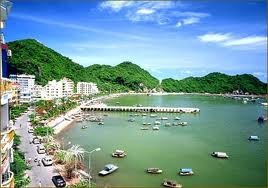 Provinz Quang Ninh will verstärkt Investitionen anlocken - ảnh 1