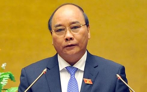 ประธานประเทศเสนอชื่อนาย เหงวียนซวนฟุก ให้ดำรงตำแหน่งนายกรัฐมนตรี - ảnh 1