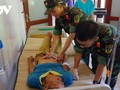 Emergency treatment for fisherman with epigastric pain on Truong Sa