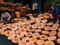 Dinh An village: seven decades of making chopping boards