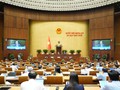 国会で歴史的な決定が相次ぐ