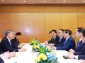 范明政与中国国务院总理李强举行会谈