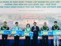 Vietnam Airlines welcomes 350 millionth passenger