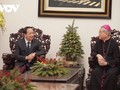 Руководители партии и государства Вьетнама поздравили католиков и протестантов с Рождеством 