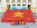 Lan toả hình ảnh áo dài Việt Nam trong những ngày thu lịch sử