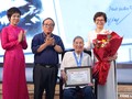 Composer Pham Tuyen honored with Cricket Arts Award