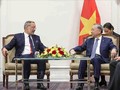 Vietnam pledges best conditions for French firms: Top leader