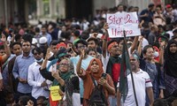 Ketidakstabilan Politik Mendorong Bangladesh ke Masa Depan yang Tidak Menentu