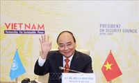 Presiden Nguyen Xuan Phuc: Vietnam Konsisten dengan Garis Politik Diplomatik yang Independen, Mandiri, Teranekaarahkan, dan Teranekaragamkan