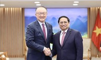 PM Pham Minh Chinh Terima Wakil Presiden Dana Kemitraan Infrastruktur Global (GIP)