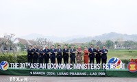 Masa 29 Tahun Masuk ASEAN: Vietnam Berikan Sumbangan Positif pada Perkembangan dan Kesuksesan ASEAN