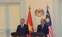 Pernyataan Bersama tentang Peningkatan Hubungan Kemitraan Strategis yang Komprehensif Vietnam-Malaysia