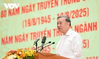 Sekjen To Lam: Tentara, Pasukan Keamanan Publik dan Instansi Luar Negeri Memainkan Peranan yang Sangat Penting terhadap Nasib Nasional 