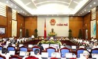 Gobierno de Vietnam evalúa situación socio económica del país en lo que va del año