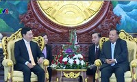 Actividades del viceprimer ministro y canciller de Vietnam en Laos