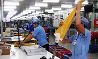 Vietnam atrae unos 20 mil millones de dólares de inversión extranjera en el primer semestre 