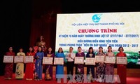 Vietnam sigue con las labores de gratitud a las personas meritorias por la independencia nacional