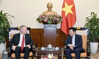 Vietnam aprecia los aportes del embajador estadounidense en Hanoi a los lazos bilaterales