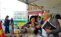 Productos vietnamitas llegan a mercado céntrico de Francia