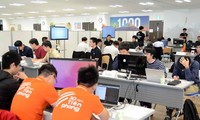 Vietnam y Japón compiten en la final del concurso de programación de inteligencia artificial