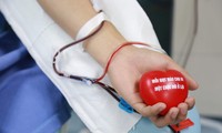 Reconocen a ciudadanos sobresalientes del movimiento de donación de sangre