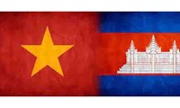 Líderes vietnamitas felicitan a sus homólogos de Camboya en ocasión de 70 años de la fundación del PPC