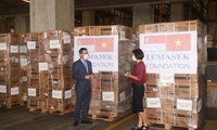 Vietnam recibe más apoyo material internacional para luchar contra el covid-19