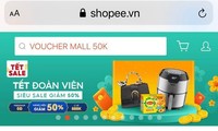 Bolsas electrónicas bulliciosas en vísperas del Tet tradicional de Vietnam