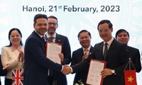 Vietnam y Reino Unido buscan promover la cooperación en formación profesional